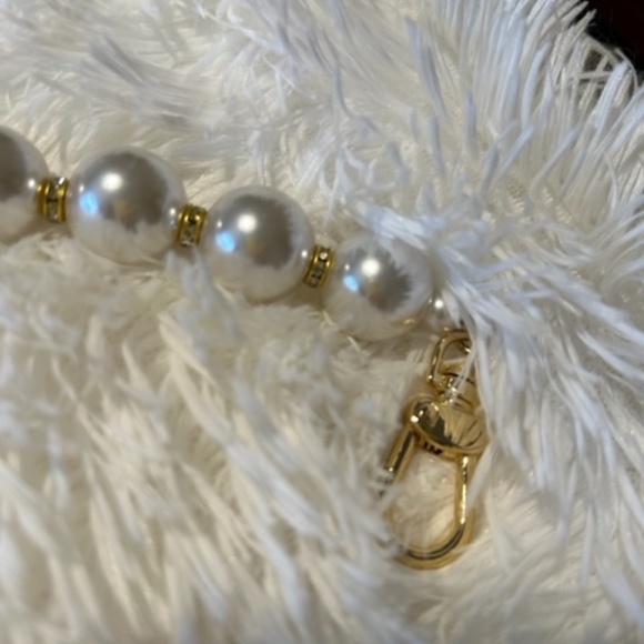 Pearls Handle Bag Charm - Picture 6 of 8